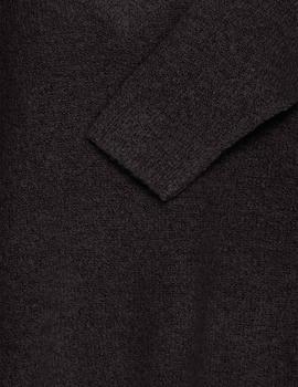 Jersey B.Young Pico negro